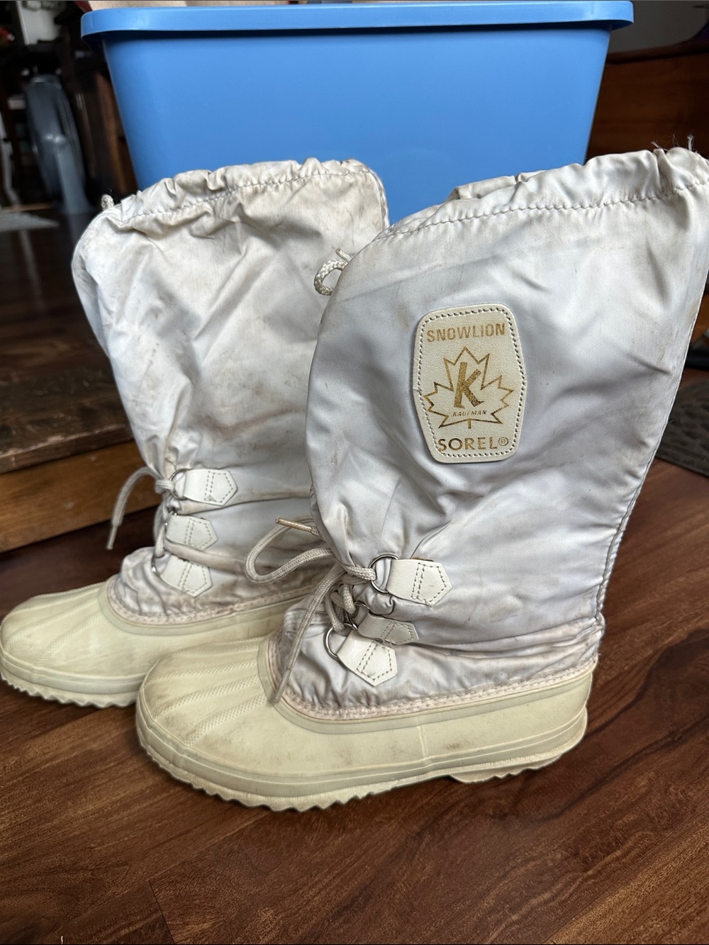 Sorel Snowlion Women's White/Tan Winter Boots